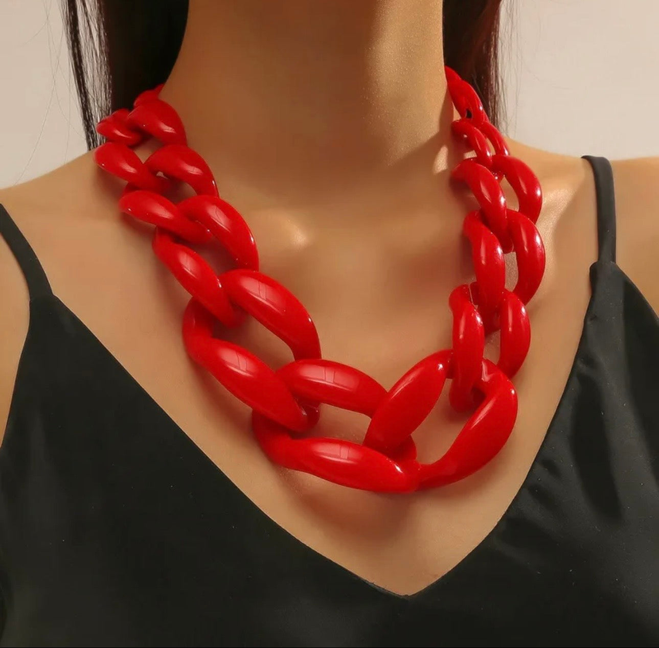 Fashion Bold Expressions/ Collares