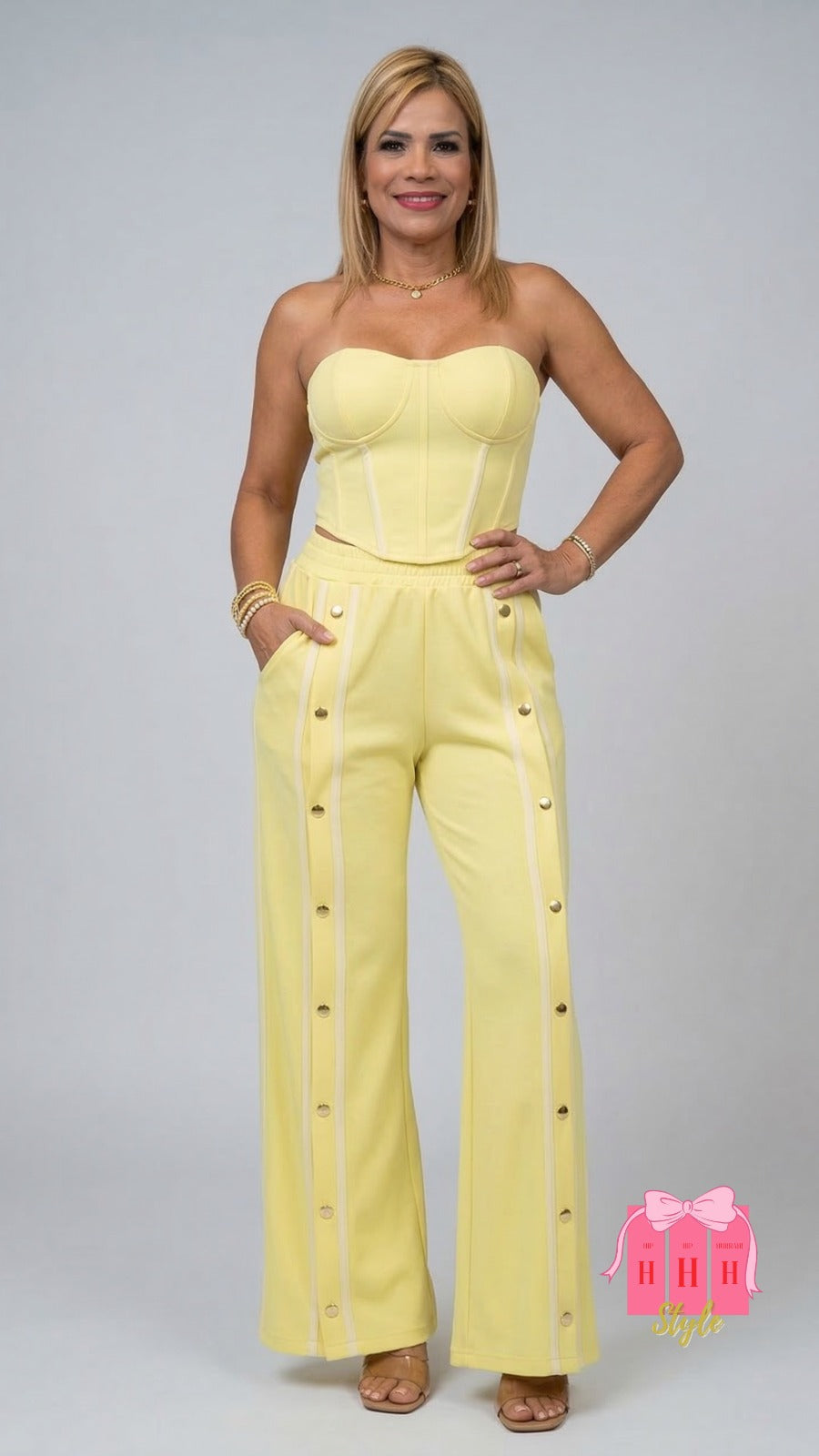 Strapless Conjunto de dos piezas. Cómodo y juvenil