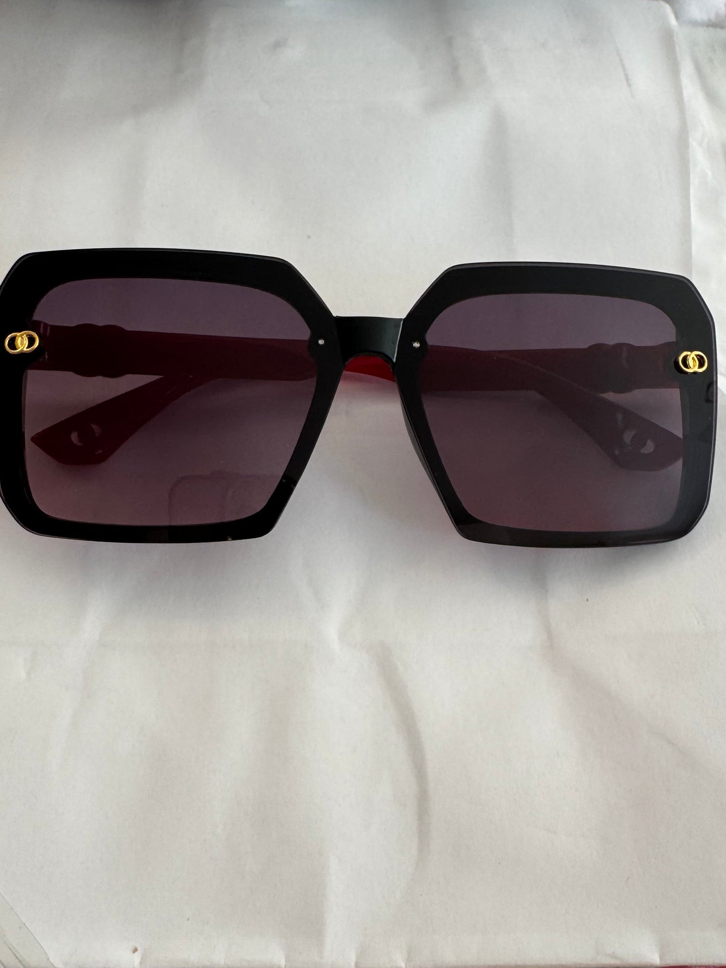 Red Lovers Sunglasses