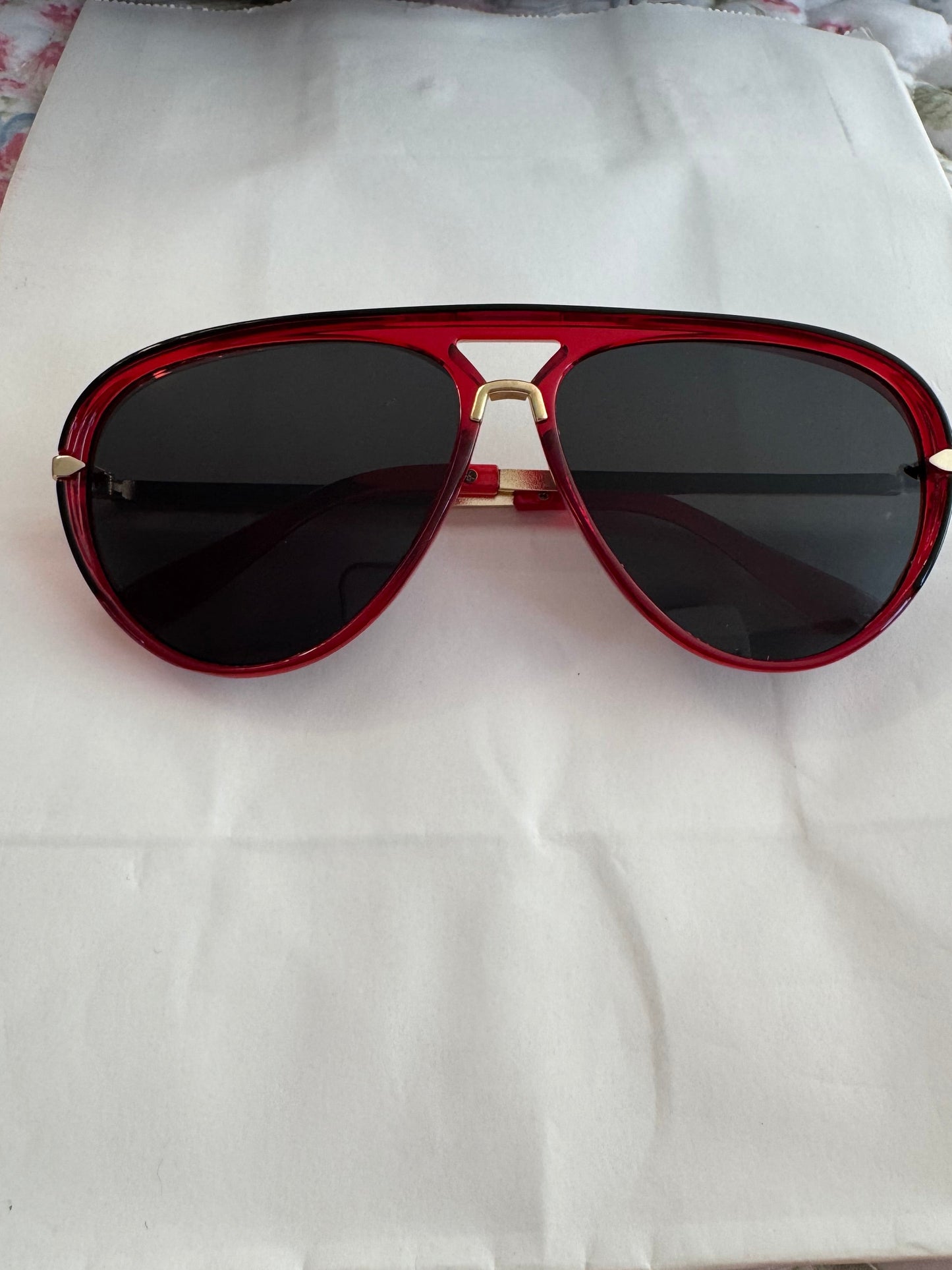 Red Lovers Sunglasses